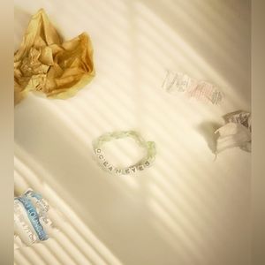 Rainbow Loom™️ Cyan and white!⭐️